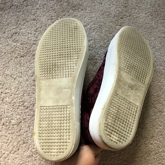 Steve Madden Velvet Sneaker - Picture 5 of 6
